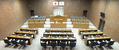 写真：日野市議会議場