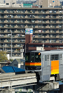 写真：市内を走る電車