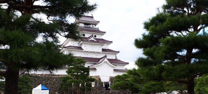 写真：鶴ヶ城の外観