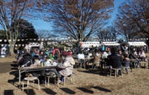 旭が丘中央公園たきび祭の写真