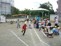 4歳児と5歳児のリレー