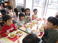 会食の様子