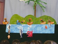南の島のハメハメハ大王の人形劇の写真