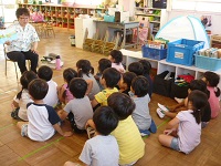 4歳児ぞう組のお話し会の写真