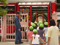 消防車見学の写真