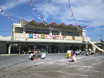 写真：運動会4歳児親子競技