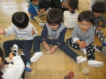 写真：手回しゴマ