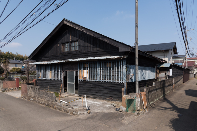 写真：西平山の旧撚糸(ねんし)工場