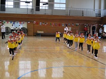 写真：3歳児こあら組の運動会