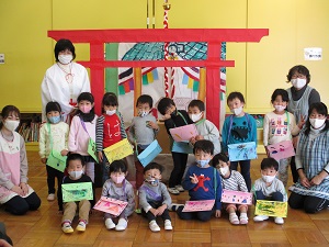 写真：もぐさ台保育園神社