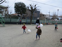 写真：凧揚げ