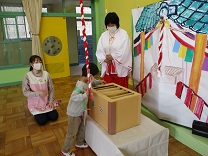 写真：もぐさ台保育園神社