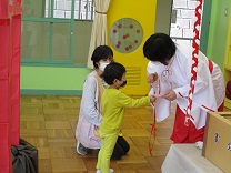 写真：もぐさ台保育園神社