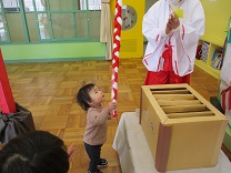 写真：もぐさ台保育園神社