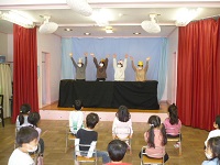 5歳児らいおん組への劇のお祝いプレゼントの写真