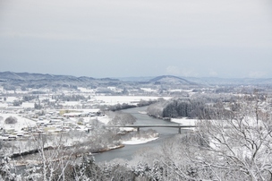 画像:北上川の雪景色