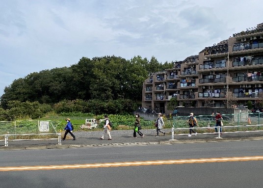 写真：ウォーキングの様子