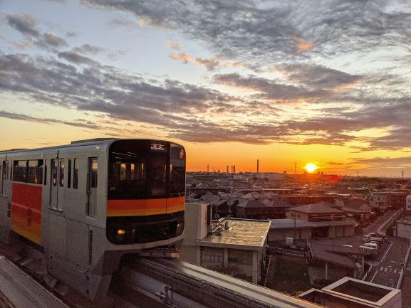 写真：受賞作品「日の出とモノレール」