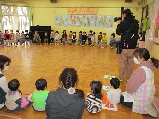 5歳児らいおん組お別れ会の様子の写真