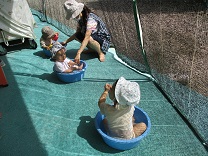 写真：水遊び