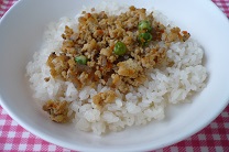 写真：かまめし丼