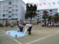 運動会競技の写真