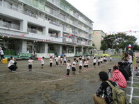 運動会競技の写真