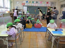 写真：学童見学