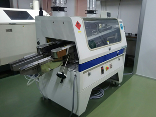 写真：ユーコー電子工業有限会社　機械1