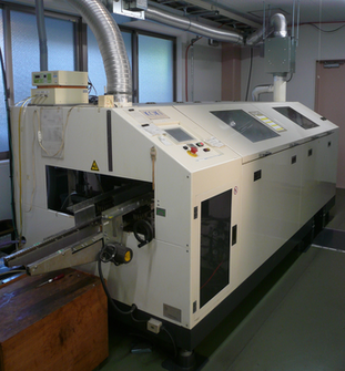 写真：ユーコー電子工業有限会社　機械2