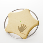 写真:触覚や画像処理を応用した電子楽器作品1(商品化)