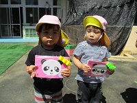 2歳児ぱんだ組の誕生日の子どもの写真