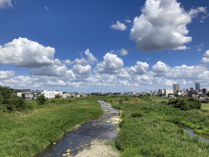 写真：未来へ続く浅川