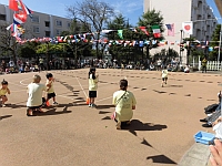 写真：5歳児走り縄跳びの様子