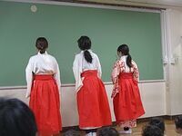 3人官女の写真1