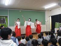 3人官女の写真2