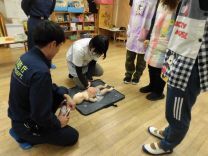 写真：救命訓練4