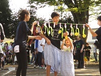 デカパンをしている写真です。
