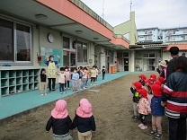 写真：乳児遠足1