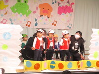 卵からねこ1歳児が出てきた写真