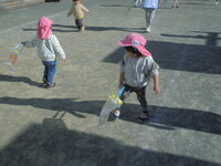 1歳が走っている写真2