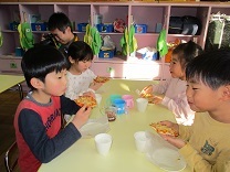 写真：ピザパーティー12