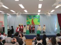 劇の写真です。