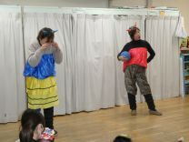 写真：赤鬼と青鬼