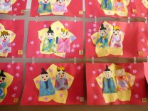 写真：5歳児のおひなさま