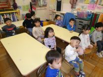 写真：ひなまつり2歳児