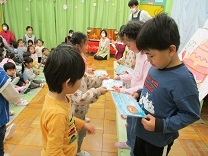 写真：ひなまつり誕生会3