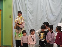 写真：ひなまつり誕生会2