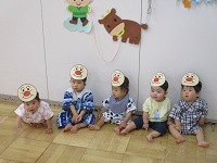 写真：夏まつり　0歳児お面